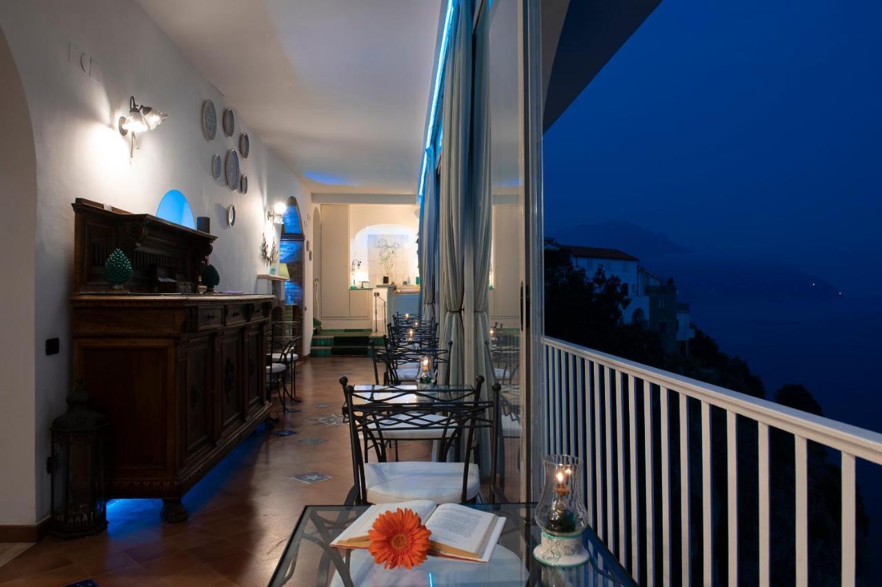 Hotel La Ninfa Amalfi Exterior foto