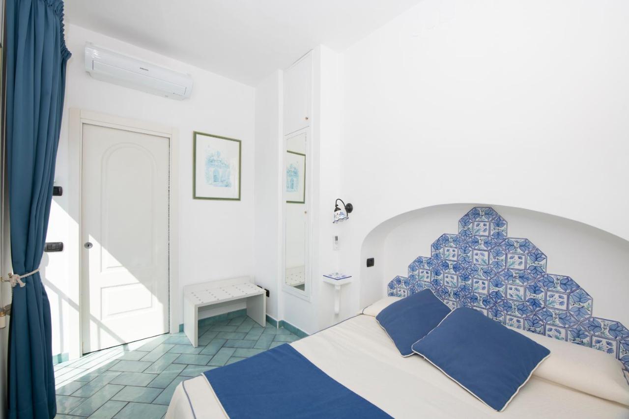 Hotel La Ninfa Amalfi Exterior foto